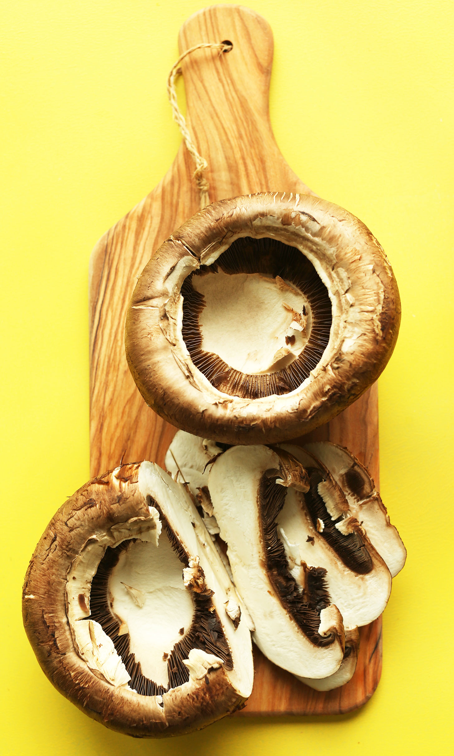 Sliced portobello mushrooms for making a delicious gluten-free plant-based stir fry recipe